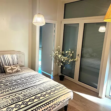 De Luxe Avec Salle De Bain Privee * בורג-אן-ברס